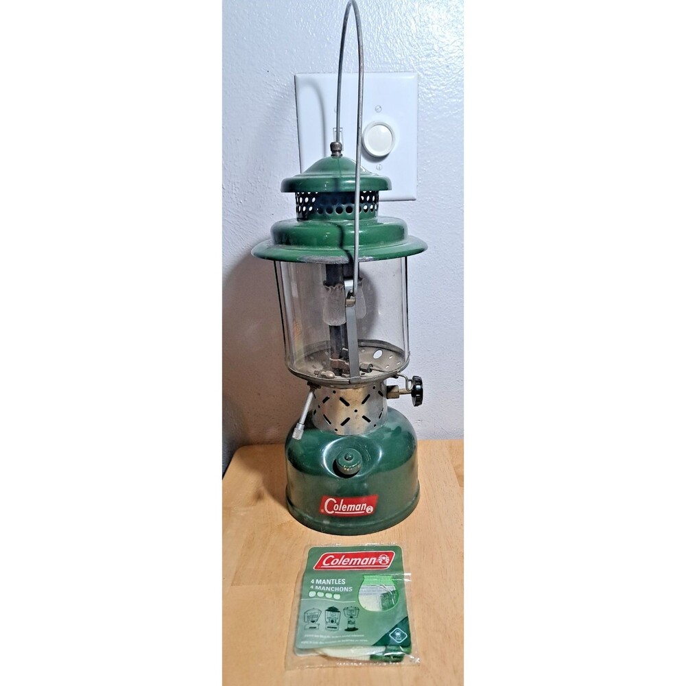 Vintage Coleman 220E Double Mantle Lantern Green 6/62 Pyrex Globe